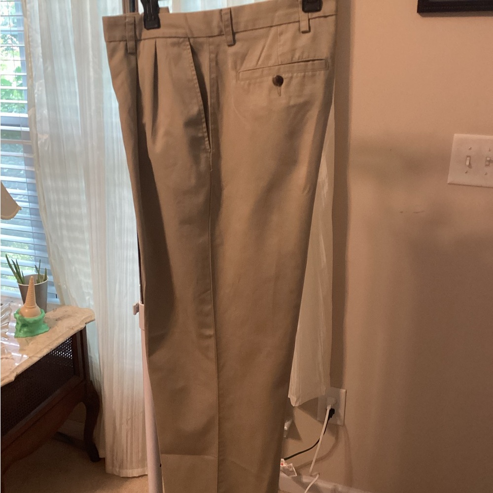 Men’s Khakis - Picture 2 of 3